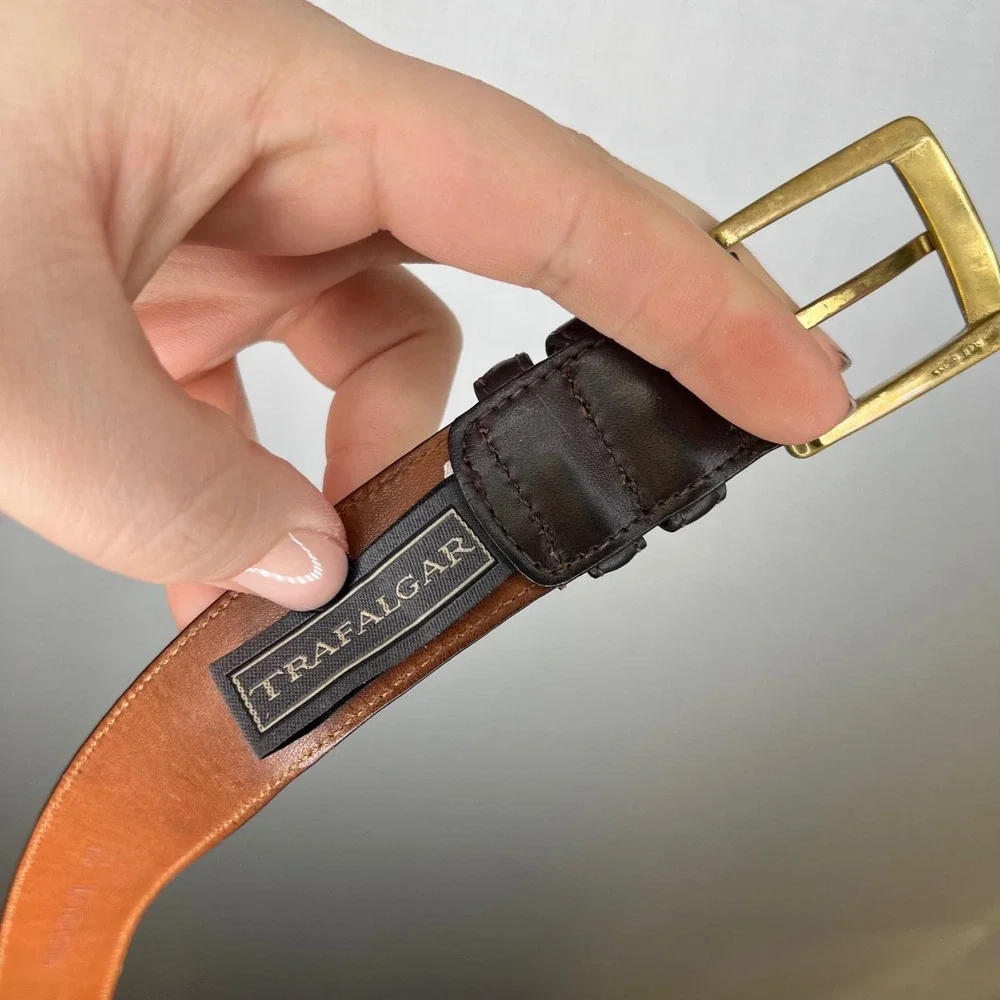 Trafalgar Men's Dark Brown Leather Belt Brass‎ Buckle Size 38